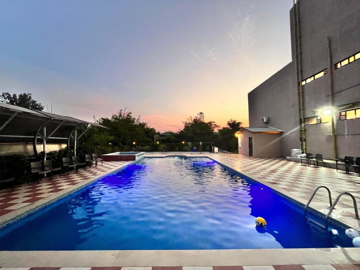 Olive Resort - Sillari Pench Silāri Εξωτερικό φωτογραφία